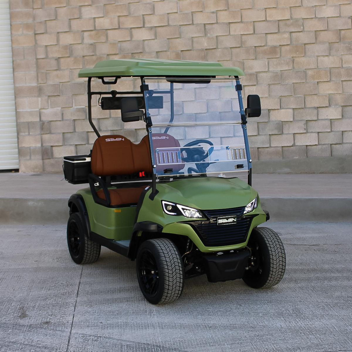 Modelo S verde de SEVEN EV, carrito eléctrico de 2, 4 y 6 plazas